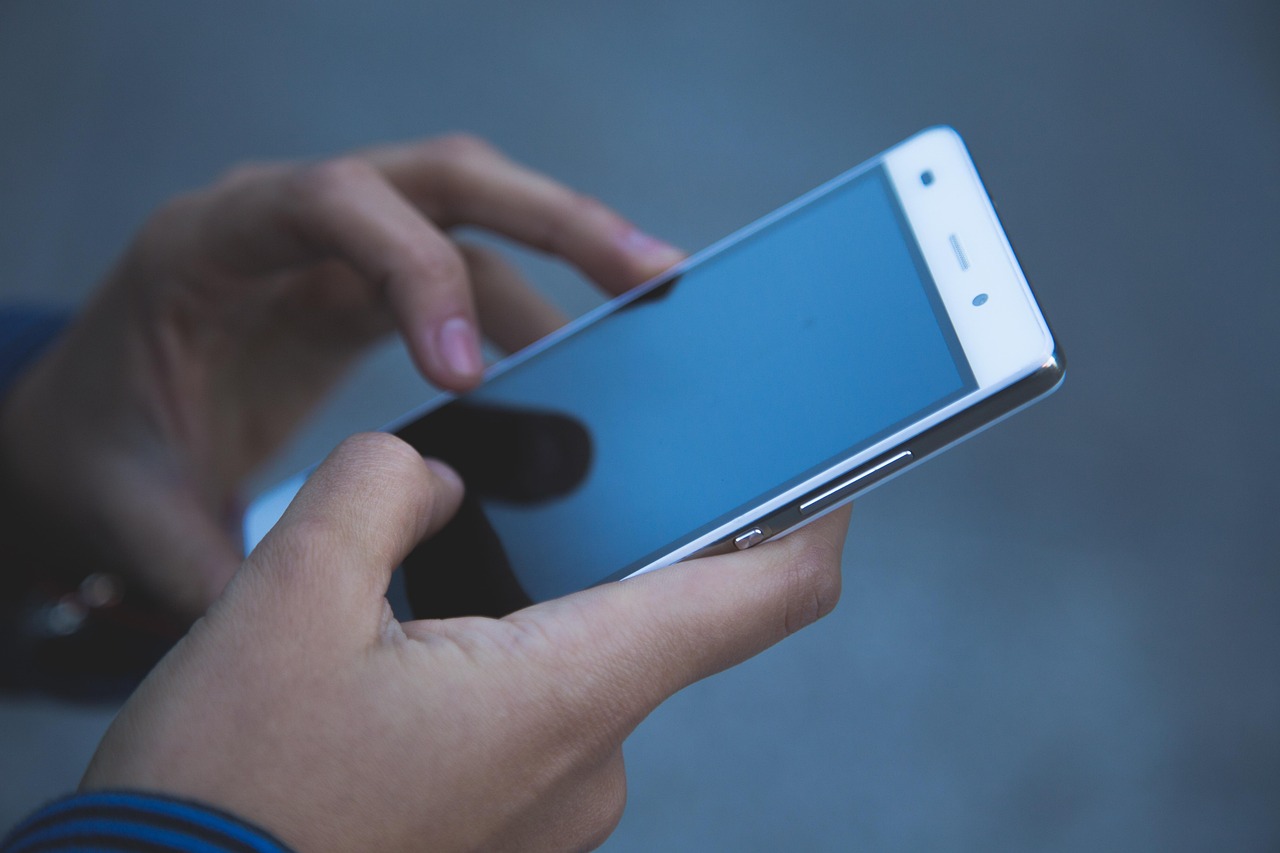 アメックスプラチナの電話サポートはどのように利用すれば良いの？