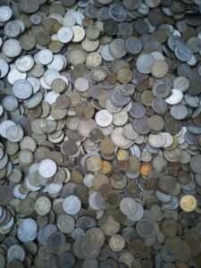 富裕層向けのクレジットカードを使った資産運用のメリットは？